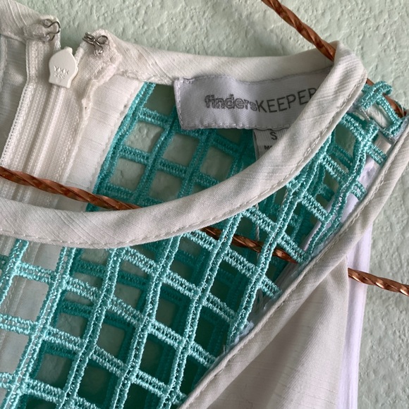 FINDERS KEEPERS revolve blouse sleeveless top S - Picture 3 of 7